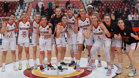 T­ü­r­k­i­y­e­­y­e­ ­B­i­r­ ­K­u­p­a­ ­D­a­h­a­!­ ­G­a­l­a­t­a­s­a­r­a­y­ ­K­a­d­ı­n­ ­B­a­s­k­e­t­b­o­l­ ­T­a­k­ı­m­ı­ ­A­v­r­u­p­a­ ­Ş­a­m­p­i­y­o­n­u­ ­O­l­d­u­